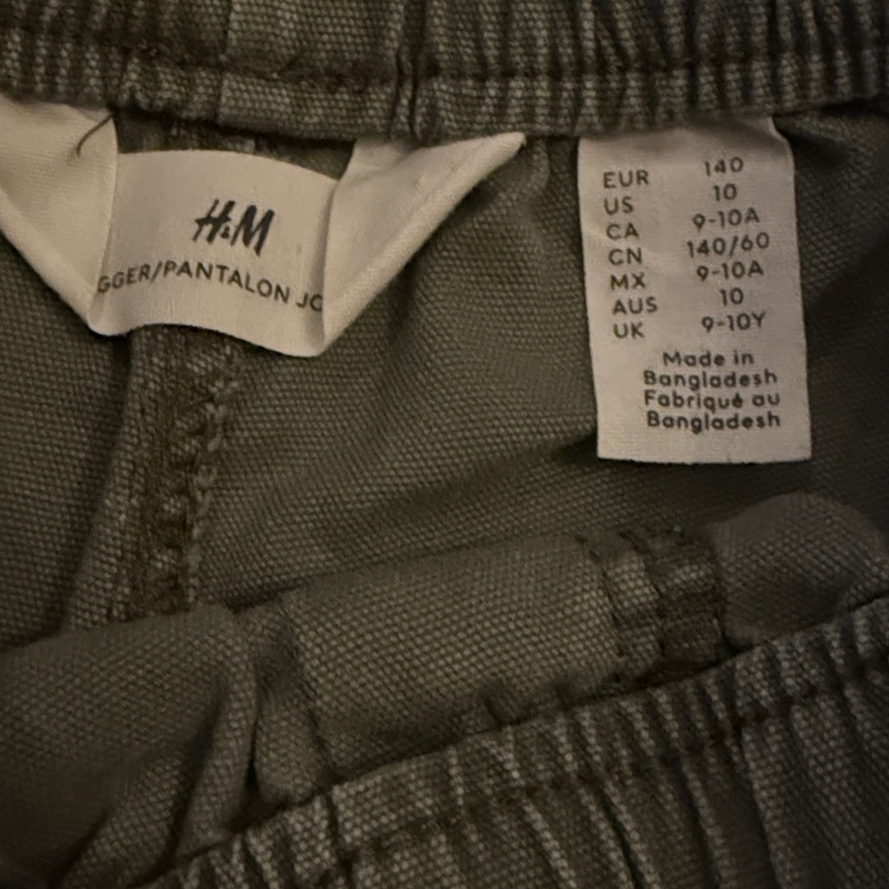 Boys green cargo pants - Picture 4 of 6